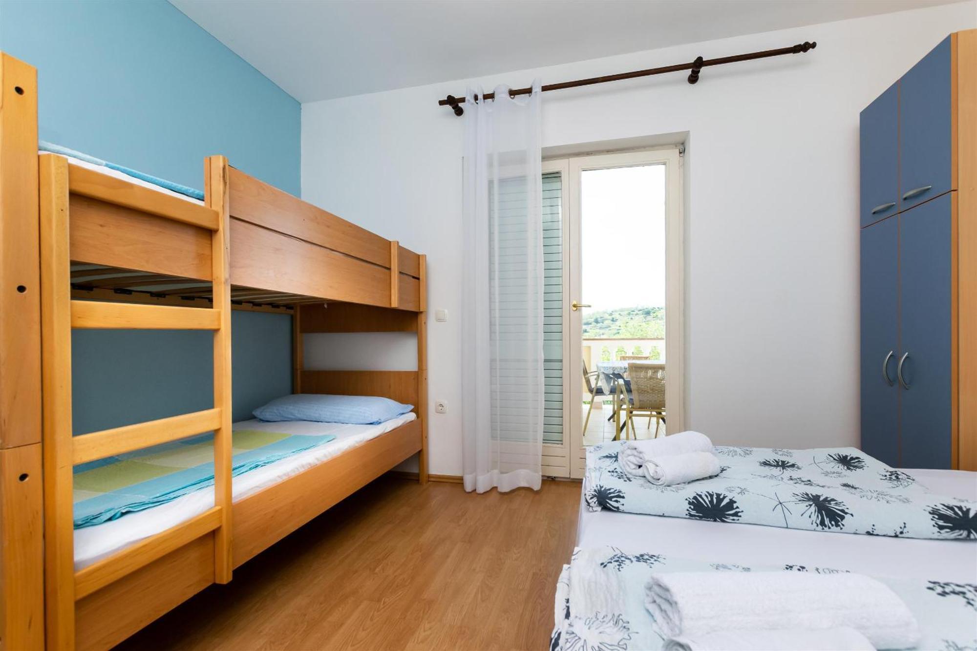 Apartments Miranda Lopar Εξωτερικό φωτογραφία