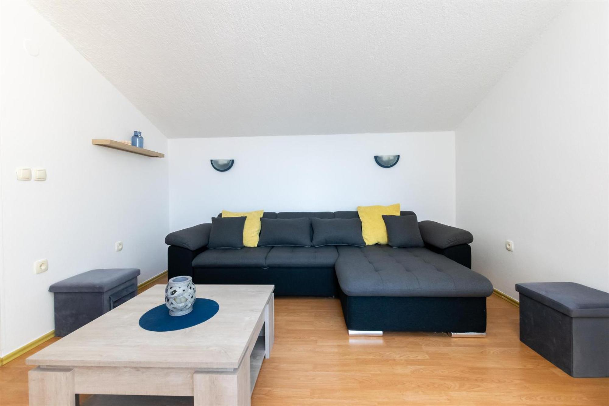 Apartments Miranda Lopar Εξωτερικό φωτογραφία
